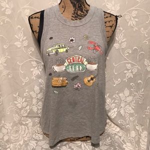 Grey central perks top